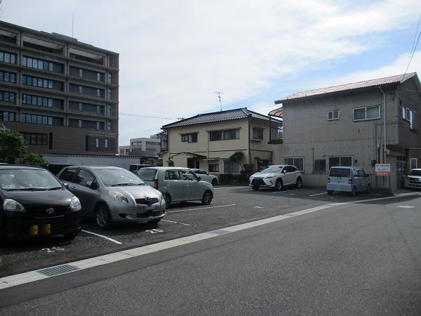 幸町 岡垣駐車場の外観・駐車場イメージ1枚目