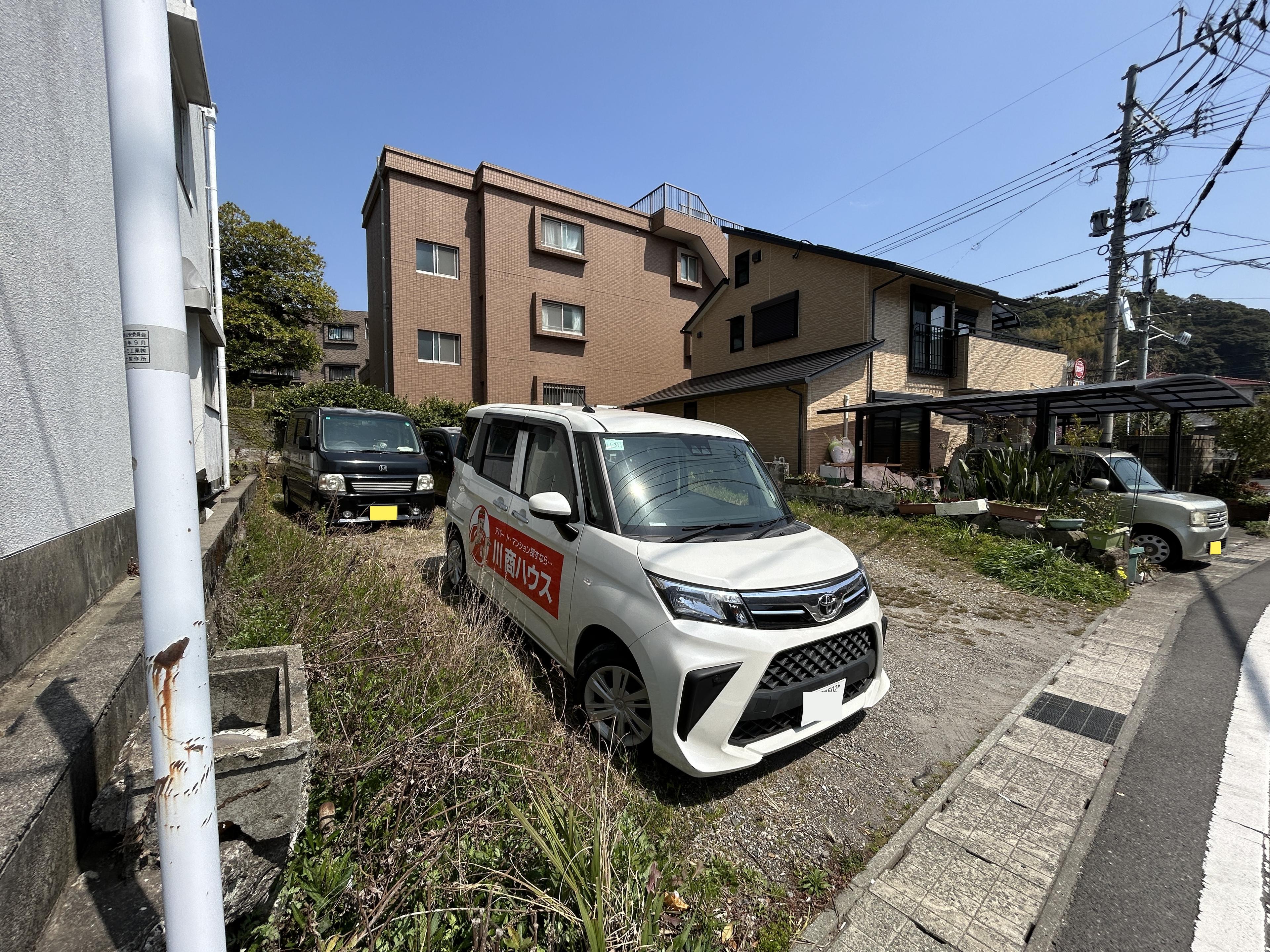 ｵｰﾄ･ｽｸｳｪｱｰ下伊敷の外観・駐車場イメージ1枚目