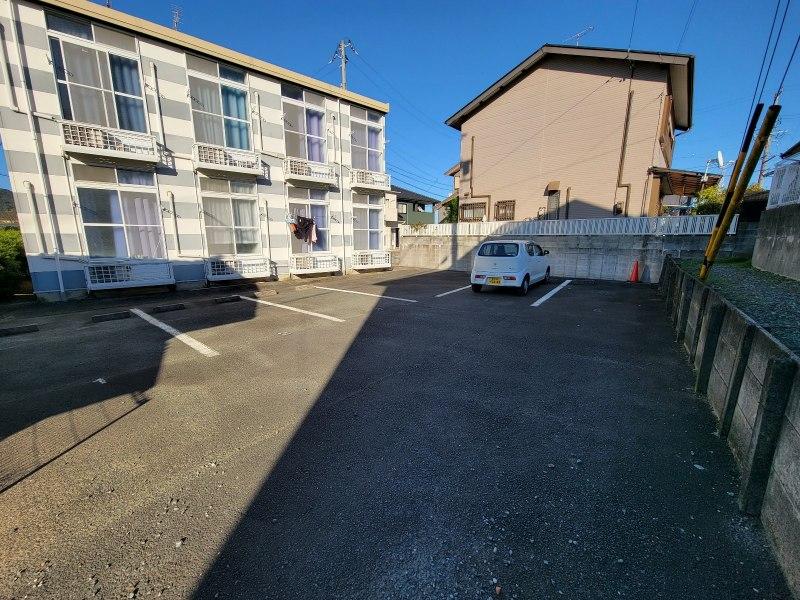 花月(11916)の外観・駐車場イメージ1枚目