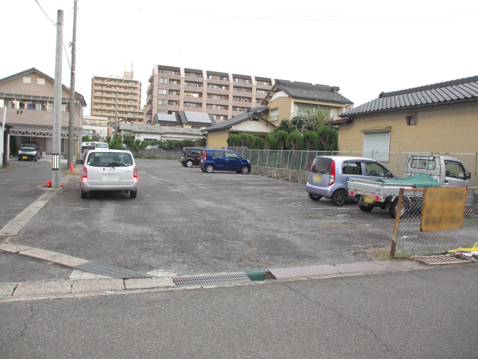 三郷町富丘(谷口)駐車場の外観・駐車場イメージ1枚目