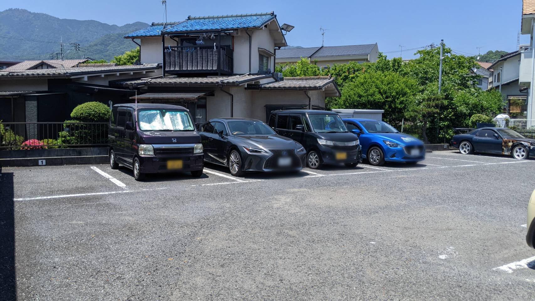 岩崎駐車場の外観・駐車場イメージ2枚目