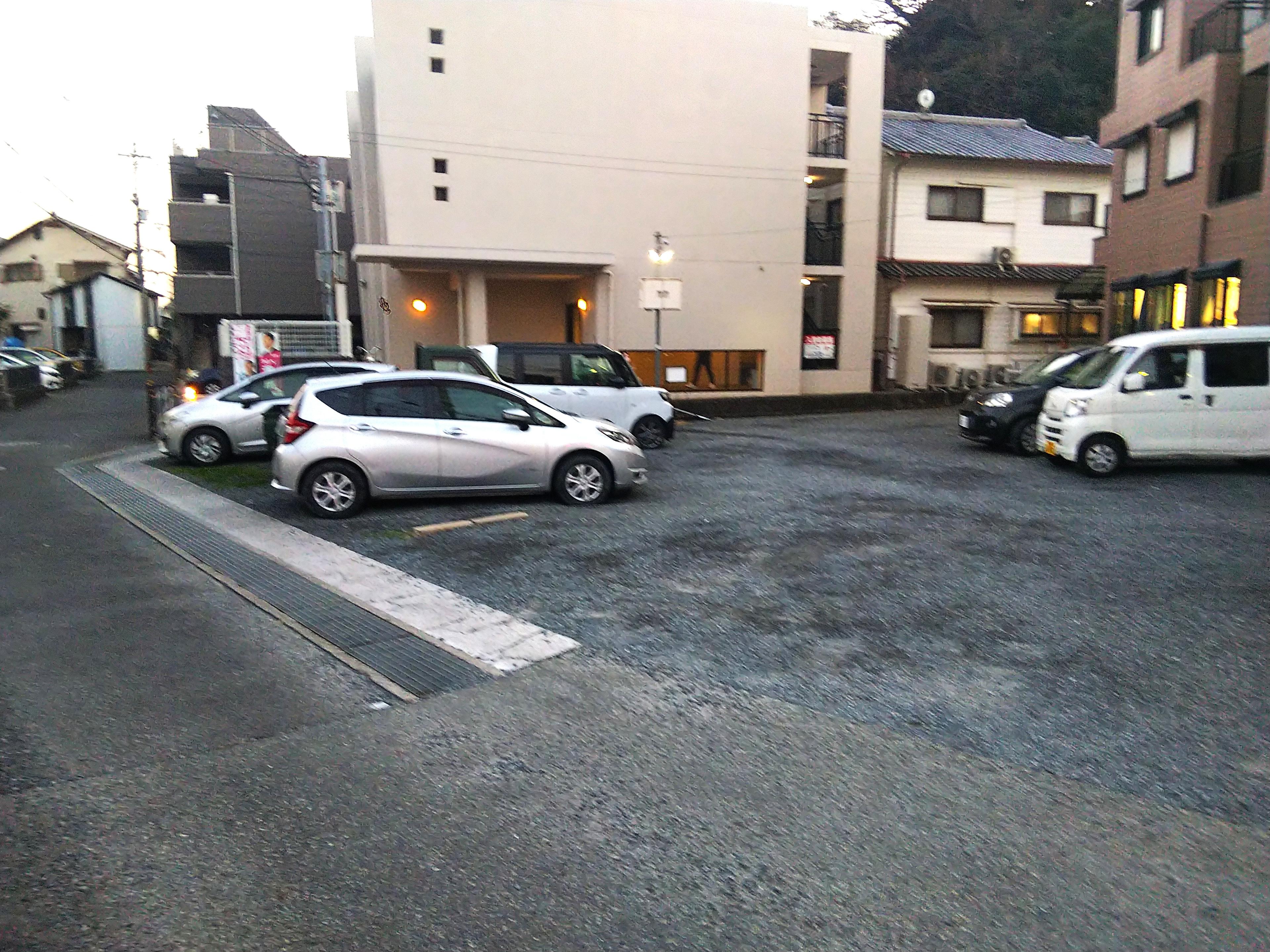 モータープール中秀の外観・駐車場イメージ1枚目