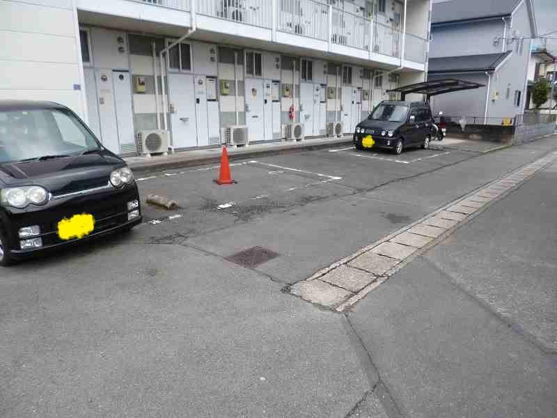 新地(14853)の外観・駐車場イメージ1枚目