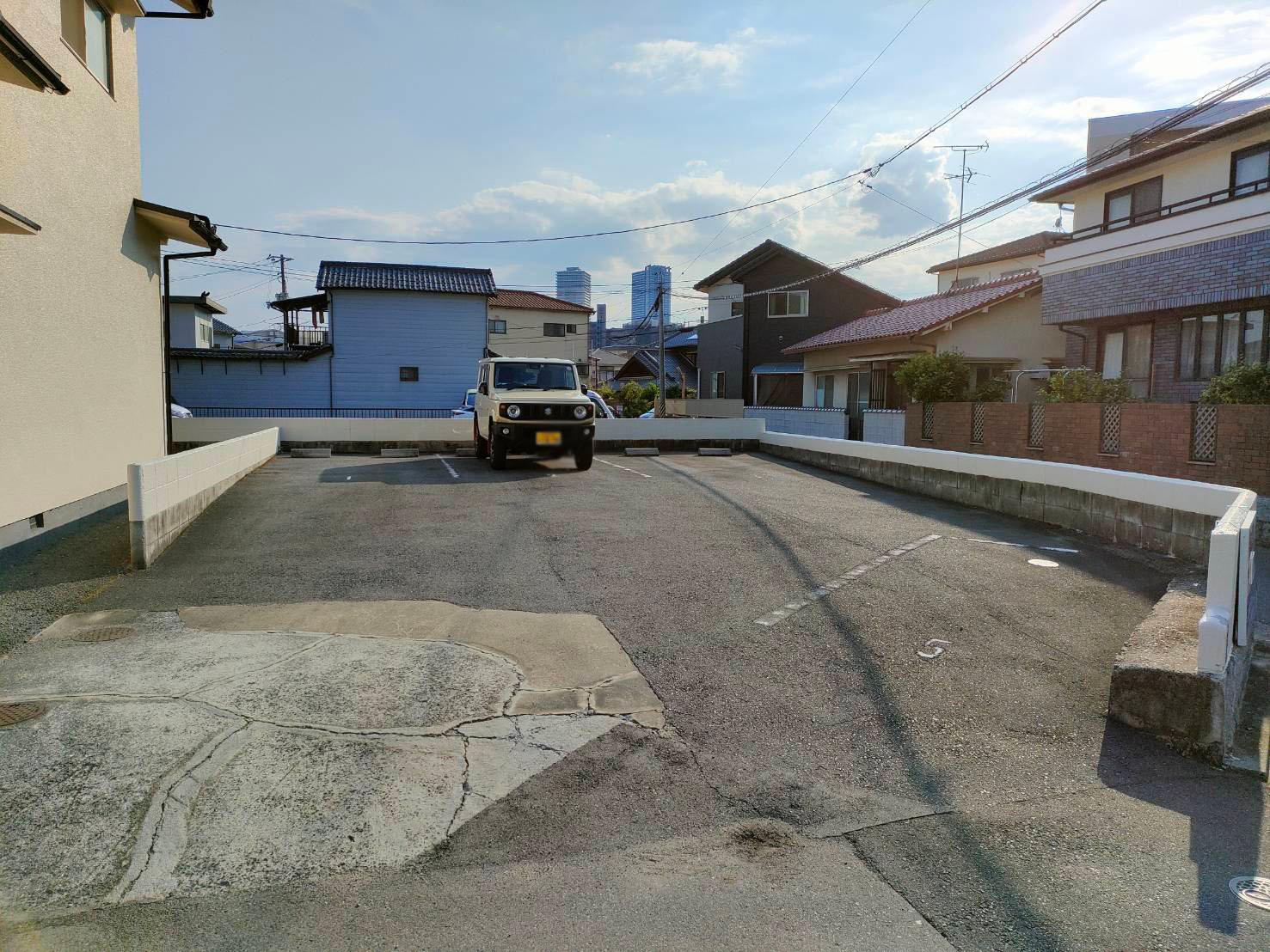 木元ＫガレージⅡの外観・駐車場イメージ3枚目