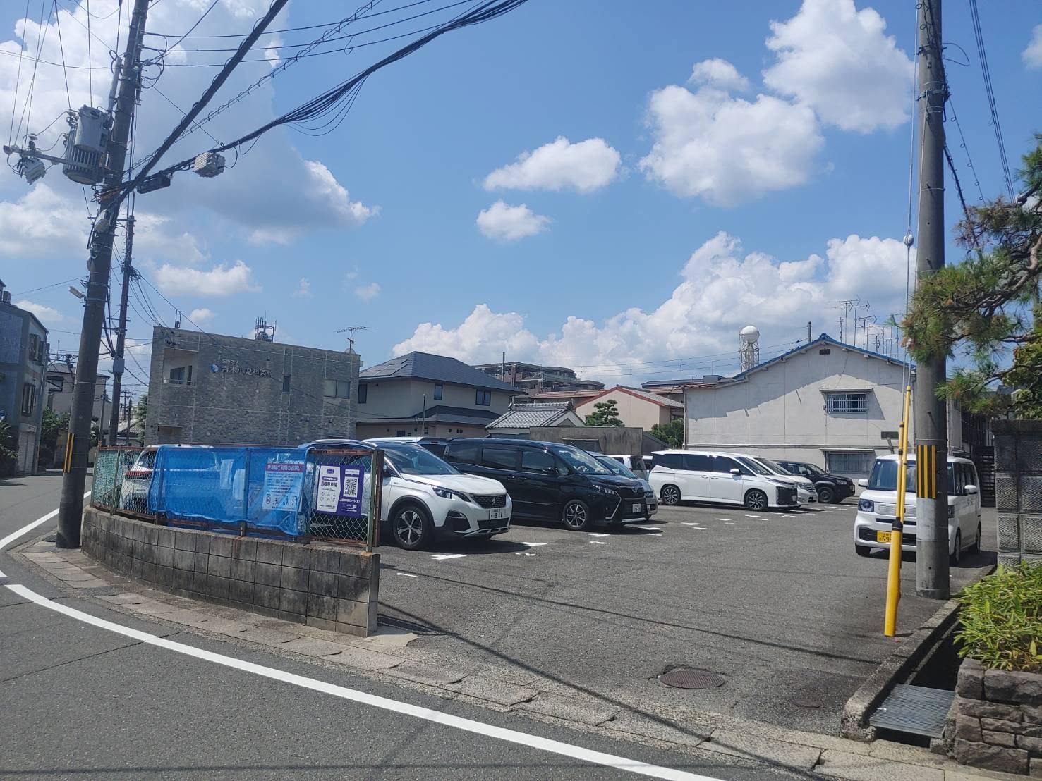 上豆田中路ガレージ（南）の外観・駐車場イメージ1枚目