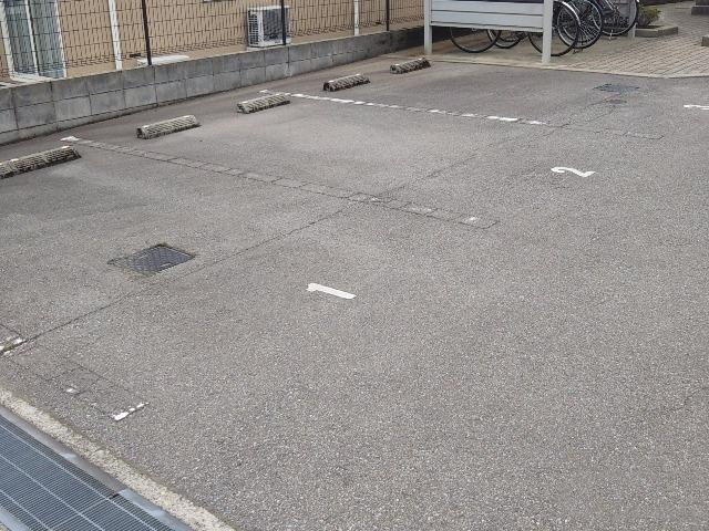 レクエルド(40450)の外観・駐車場イメージ1枚目