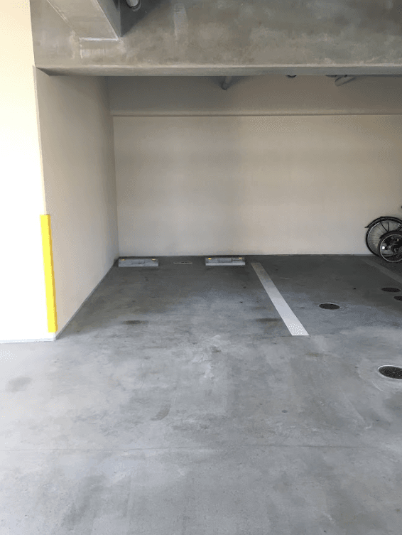 ﾎｴﾌﾞｽ箱崎の外観・駐車場イメージ2枚目