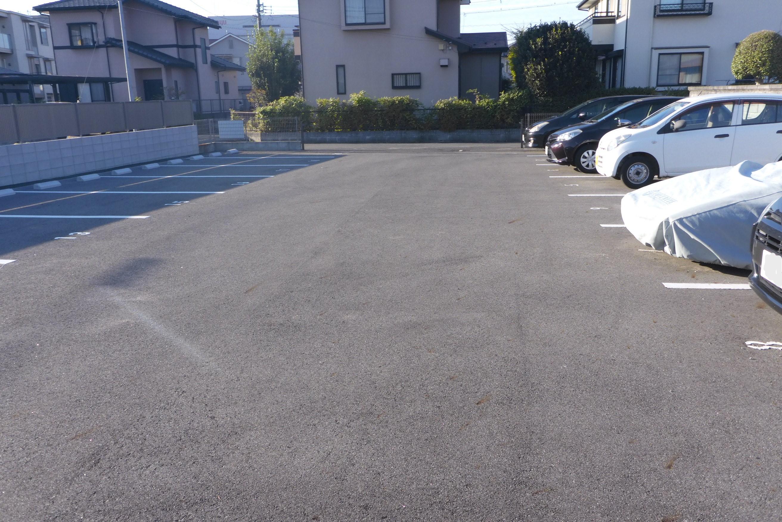 下山第９駐車場の外観・駐車場イメージ3枚目