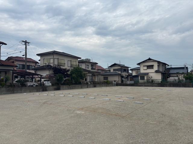 クレセントN外部駐車場の外観・駐車場イメージ2枚目