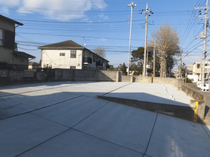 Ｏｎｅ＆1　Ｐａｒｋｉｎｇの外観・駐車場イメージ1枚目