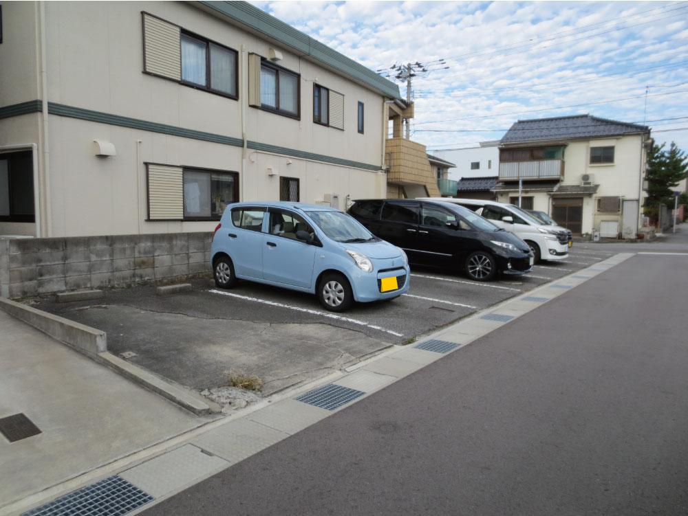 東田地方町2丁目1-10月極駐車場の外観・駐車場イメージ1枚目