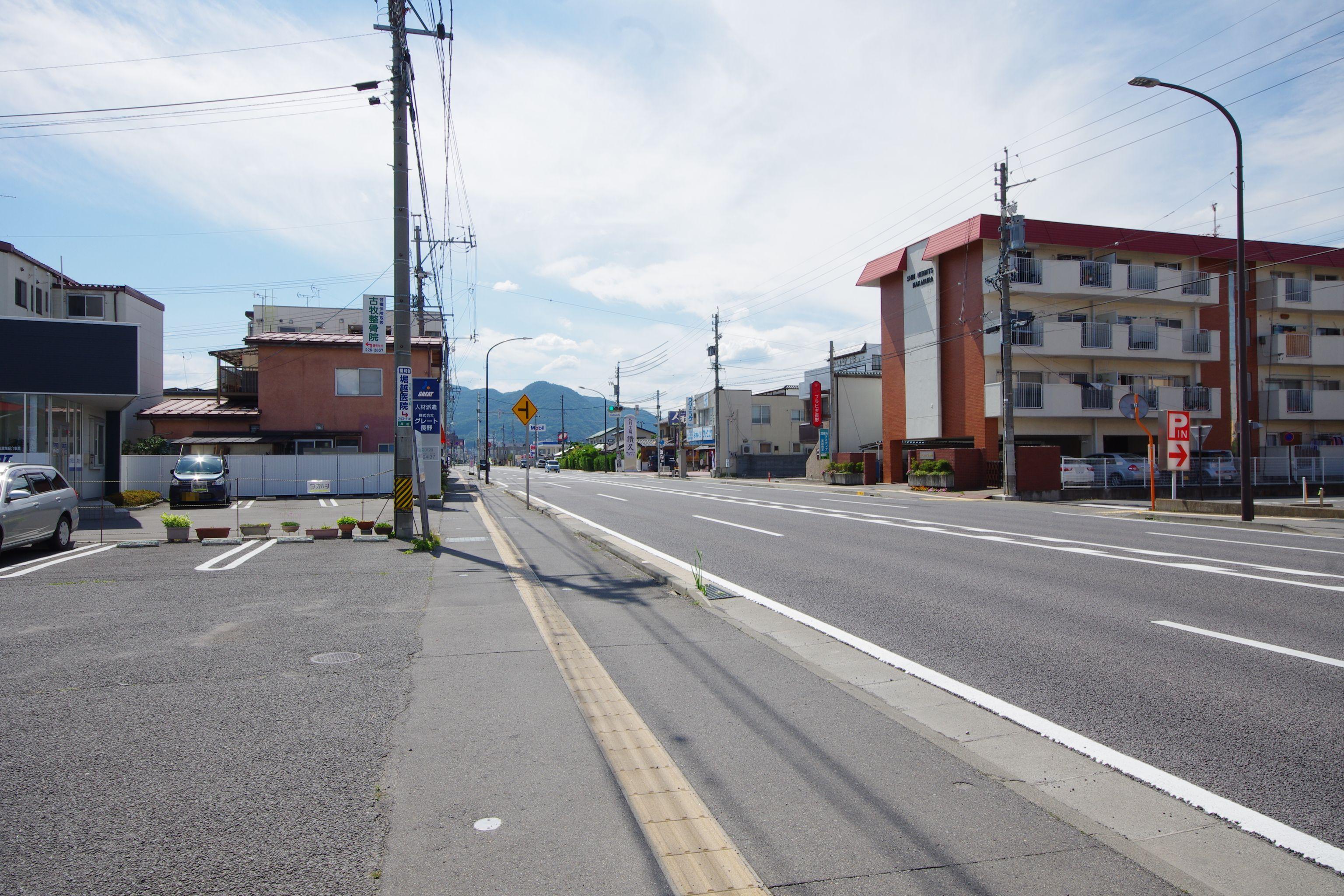 高田駐車場の外観・駐車場イメージ3枚目