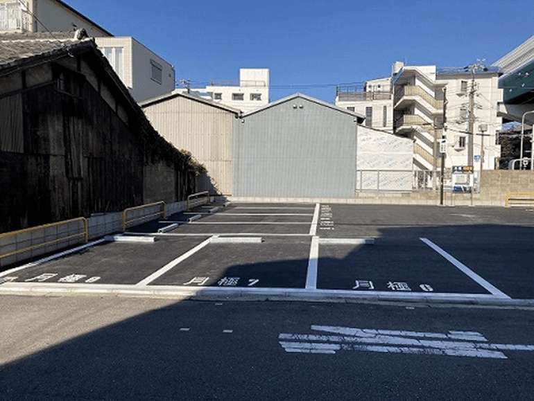 中宮３丁目第４の外観・駐車場イメージ2枚目