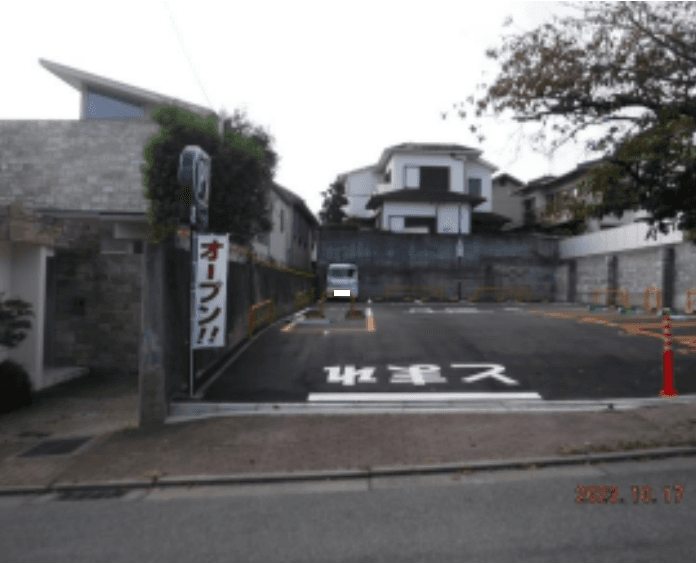 越木岩神社前の外観・駐車場イメージ1枚目