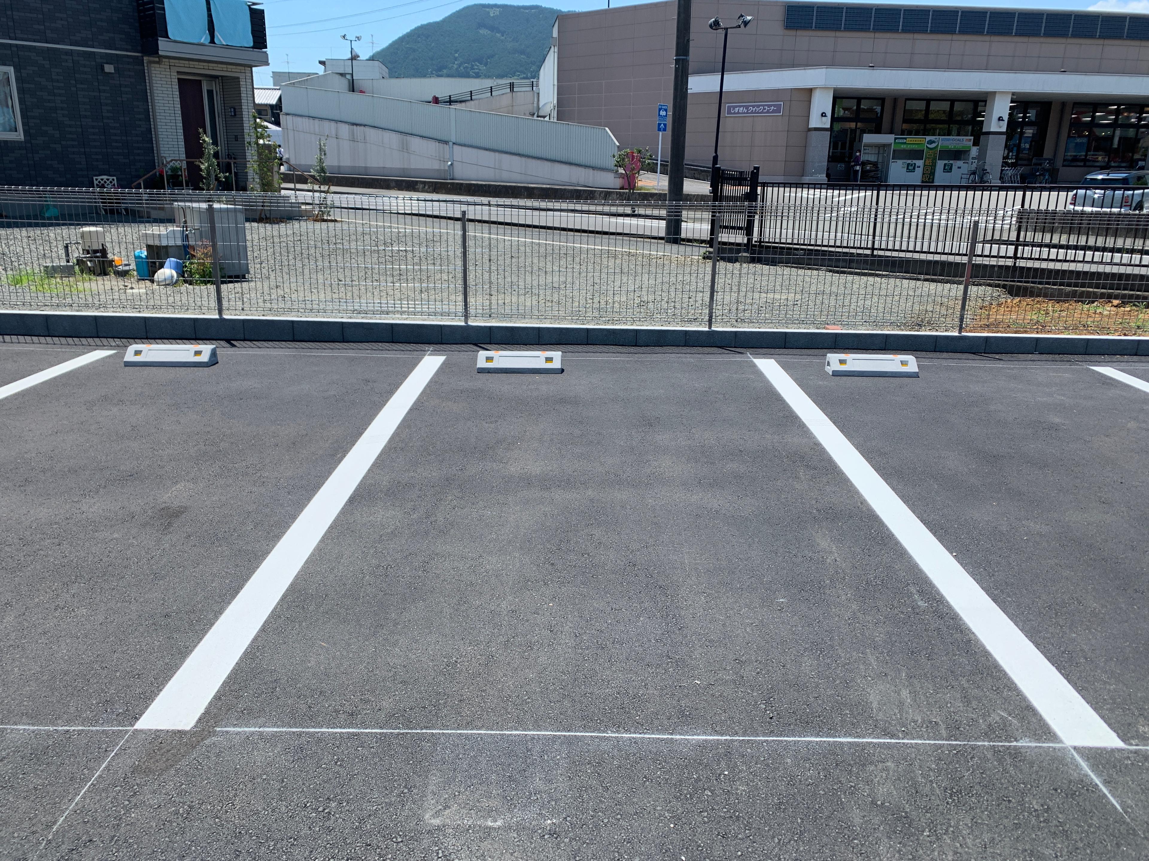 PD南田町黒柳駐車場の外観・駐車場イメージ2枚目