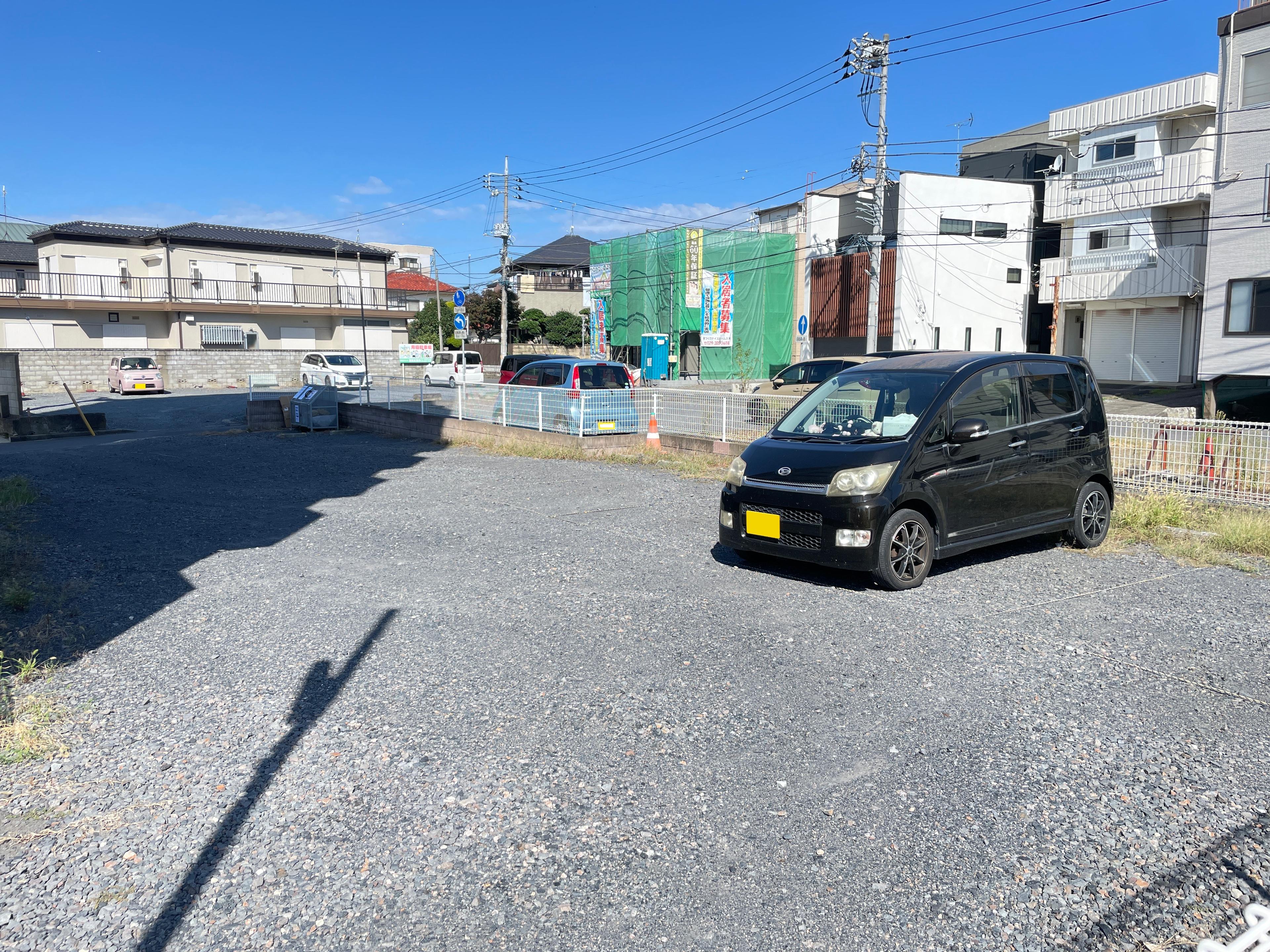 栄町丸二ビル駐車場の外観・駐車場イメージ2枚目