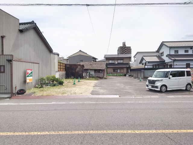 ワイズ・桜 第5駐車場の外観・駐車場イメージ2枚目