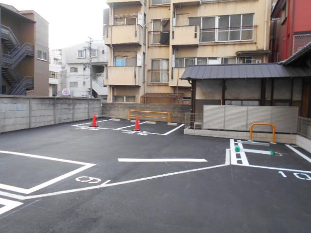 新栄１丁目第７の外観・駐車場イメージ2枚目