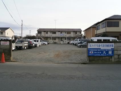 片倉（米三）月極駐車場の外観・駐車場イメージ1枚目