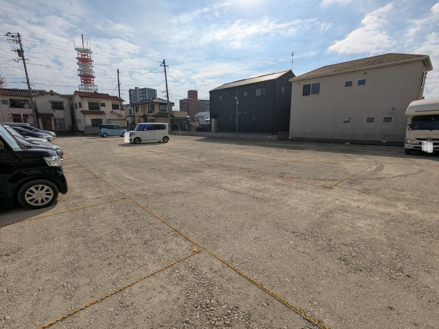 原古賀月極駐車場の外観・駐車場イメージ3枚目