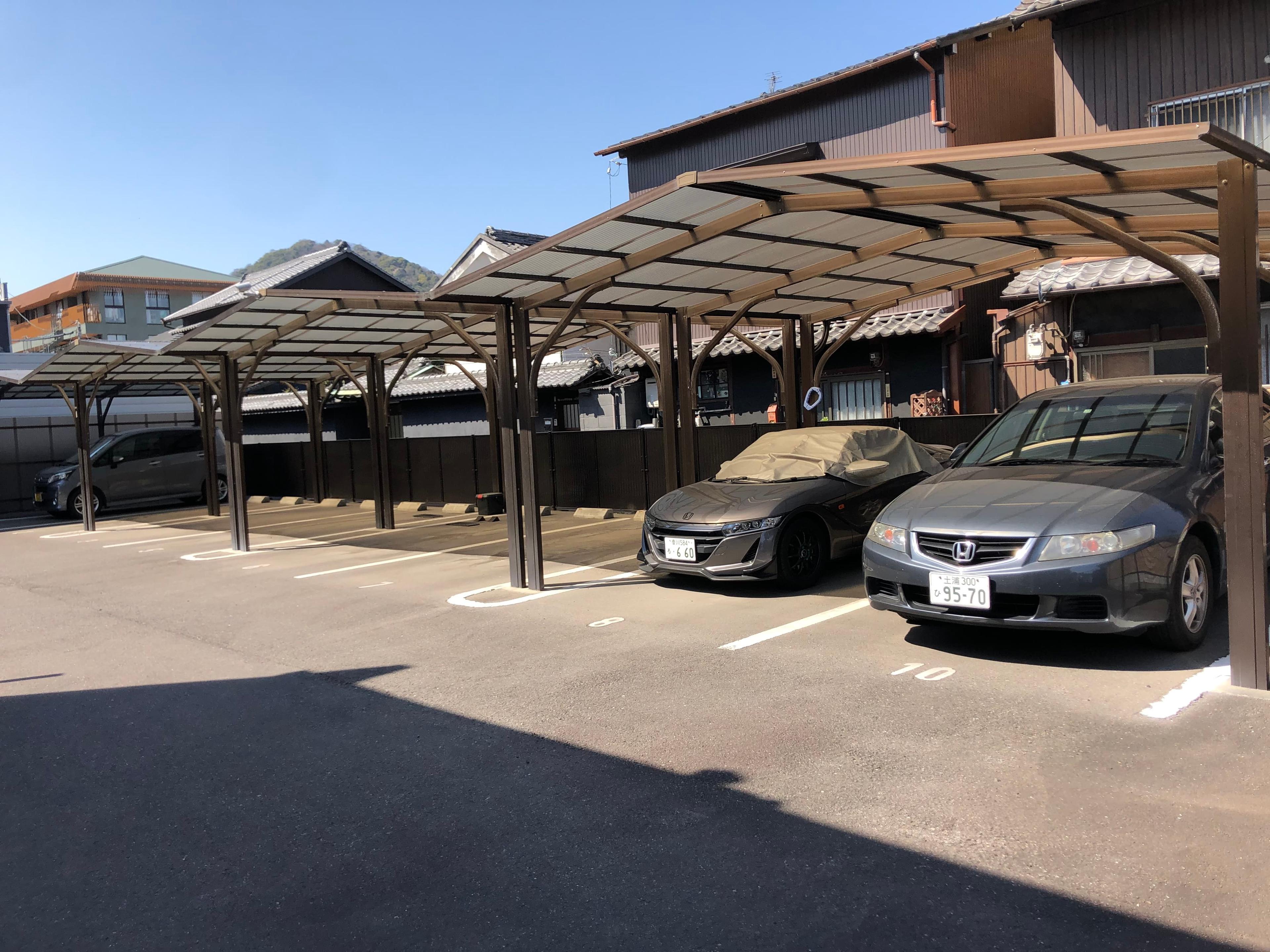 寿カーポートの外観・駐車場イメージ3枚目