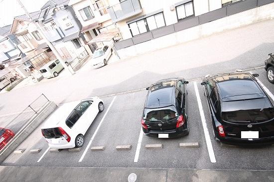 140312ﾌｧﾐｰﾕ21 A･B棟の外観・駐車場イメージ1枚目