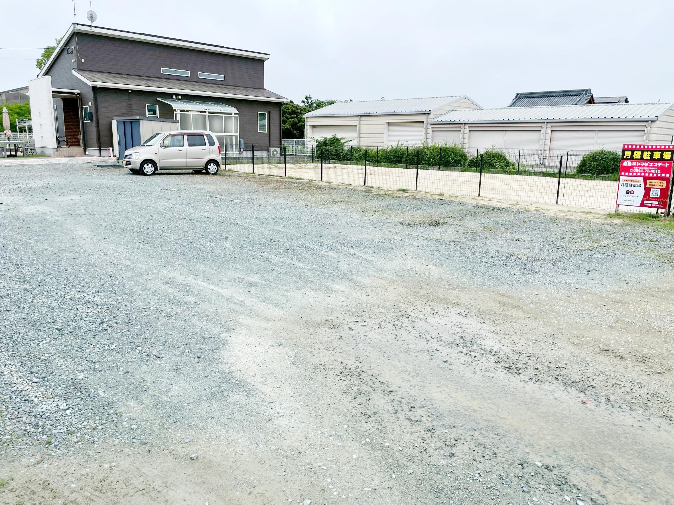 阿津坂月極駐車場の外観・駐車場イメージ1枚目