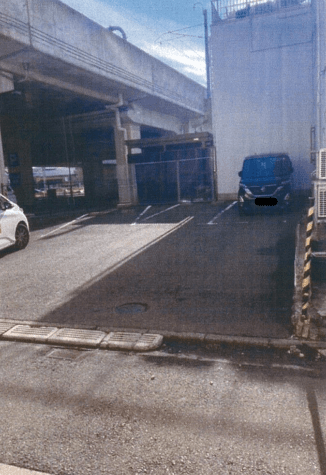 中央木本駐車場の外観・駐車場イメージ1枚目
