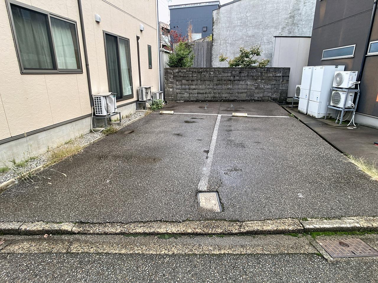 ＮＩＲＶＡＮＡ月極駐車場の外観・駐車場イメージ1枚目