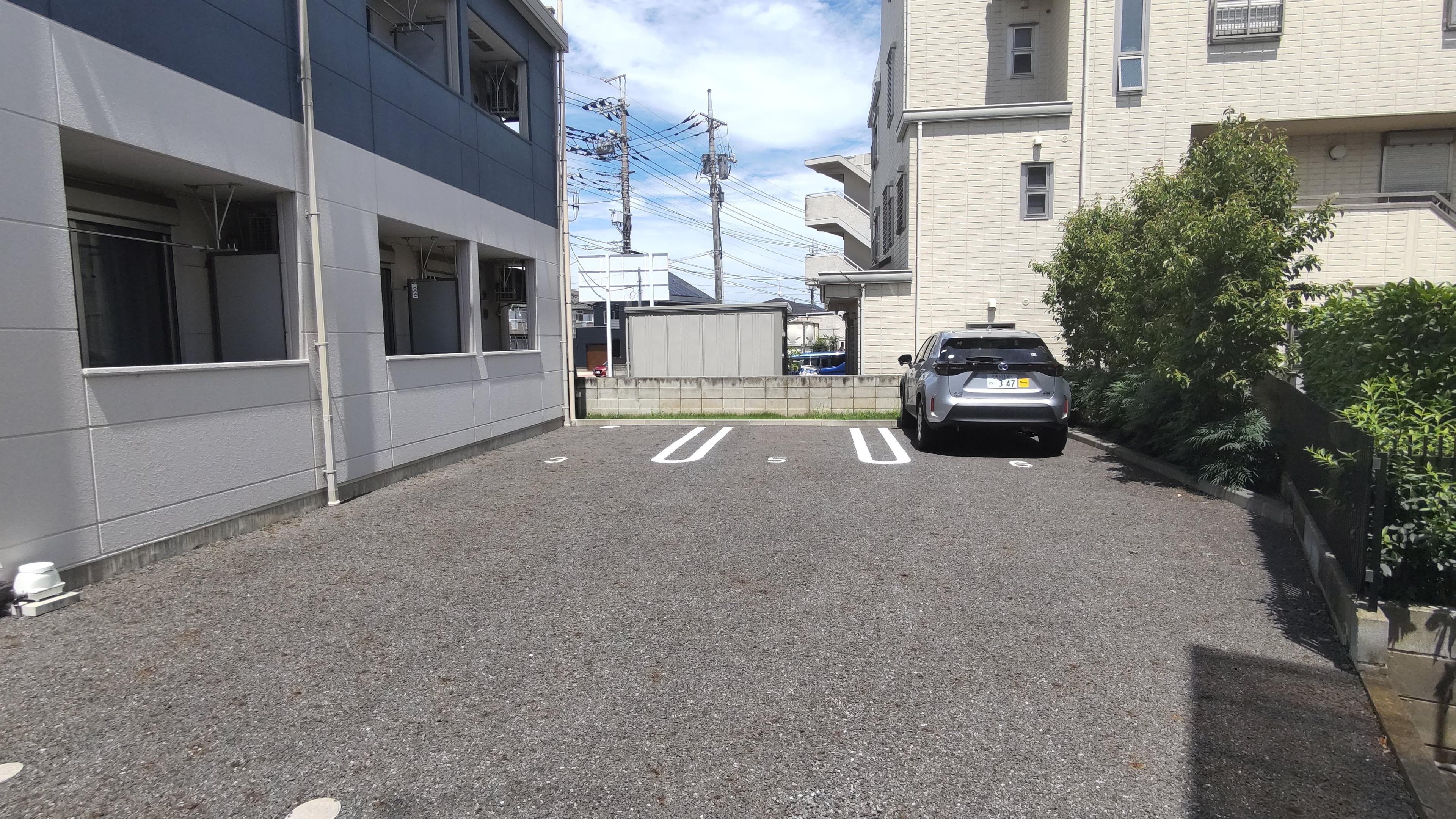 ブラウグランツの外観・駐車場イメージ3枚目