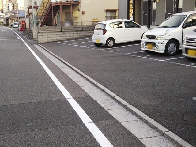 王子山の手町(41176)の外観・駐車場イメージ1枚目