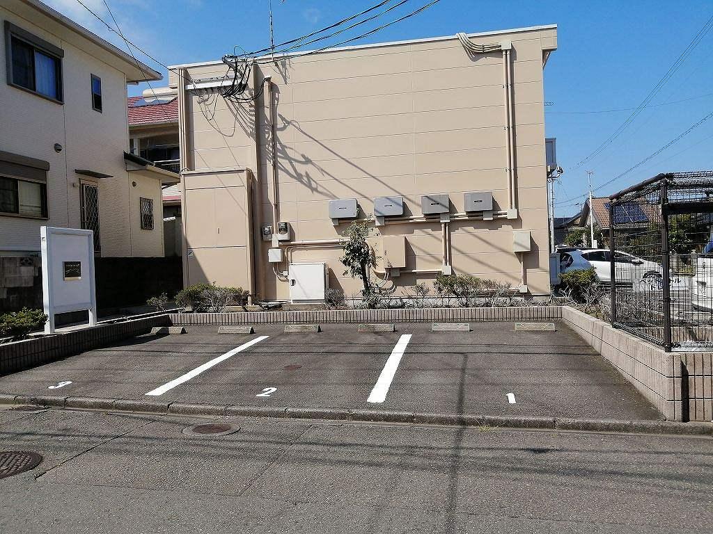 ティール(22437)の外観・駐車場イメージ1枚目