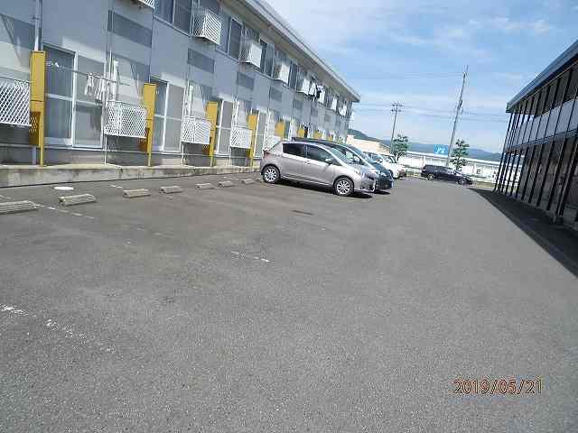 グリーン(17338)の外観・駐車場イメージ1枚目