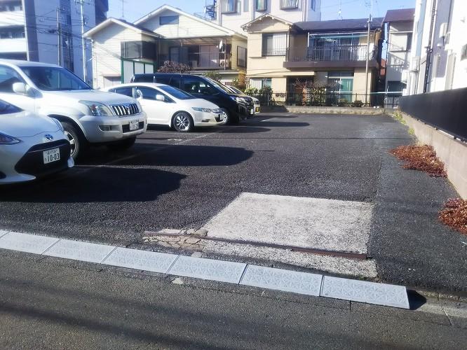 本羽田１-１９柳下駐車場の外観・駐車場イメージ2枚目