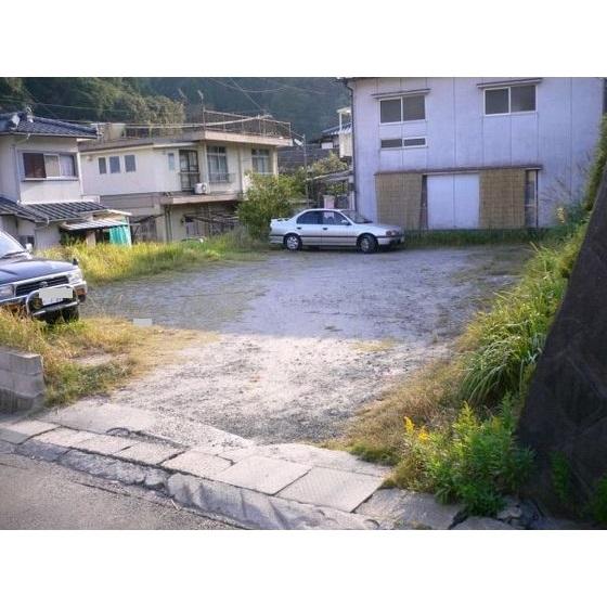 つくしの駐車場の外観・駐車場イメージ1枚目