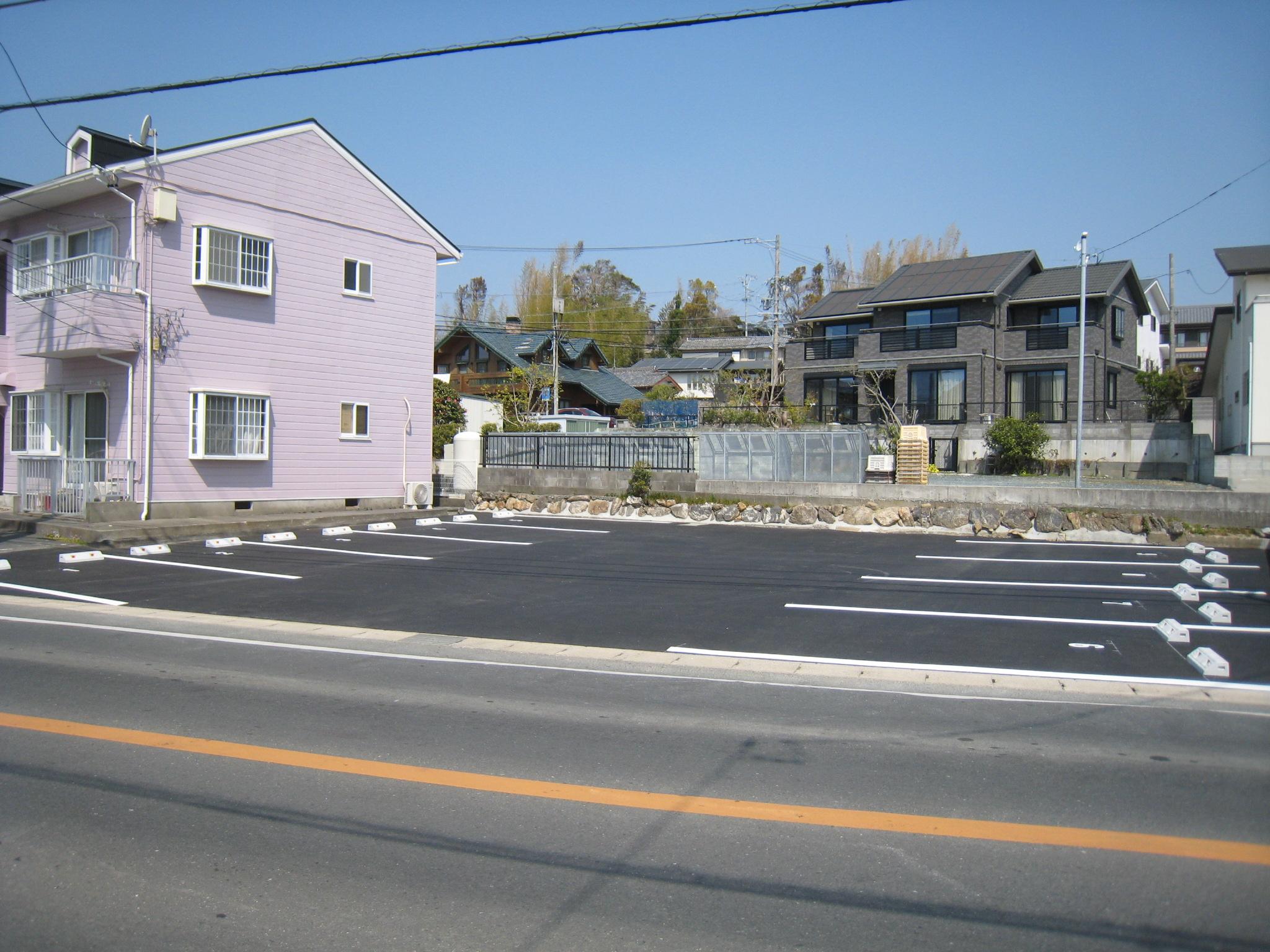 志都呂一丁目1020-3の外観・駐車場イメージ2枚目