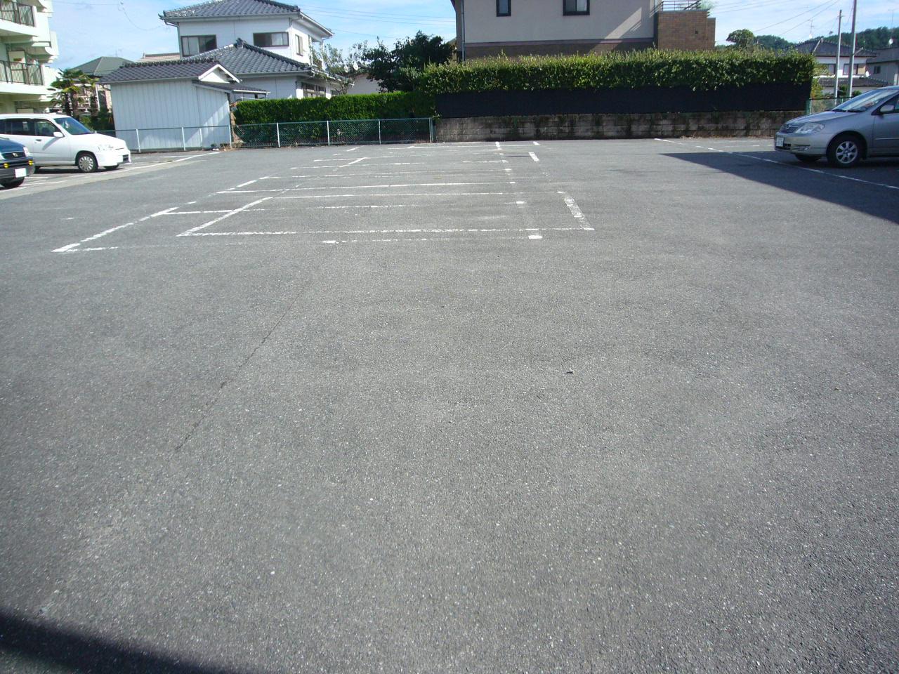 横枕駐車場の外観・駐車場イメージ1枚目