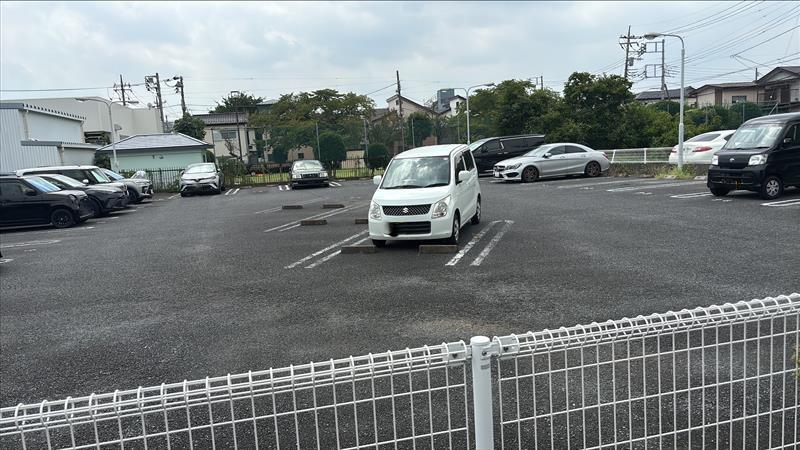 白石駐車場の外観・駐車場イメージ2枚目