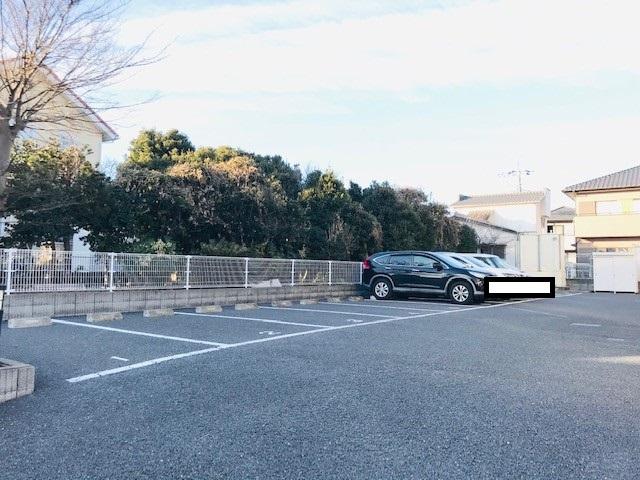 サラス(26927)の外観・駐車場イメージ1枚目
