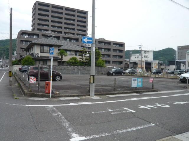 花沢町駐車場の外観・駐車場イメージ1枚目