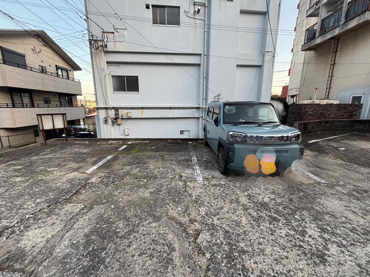 谷本駐車場（矢岳町）の外観・駐車場イメージ1枚目