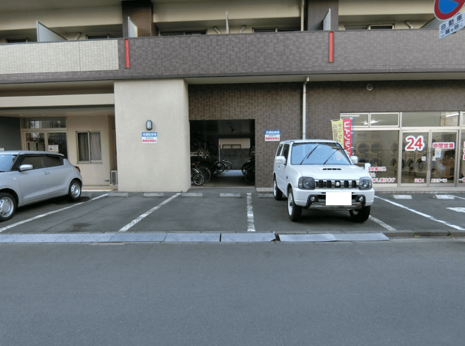 Uni E’terna 盛岡中央通（駐車場）の外観・駐車場イメージ1枚目