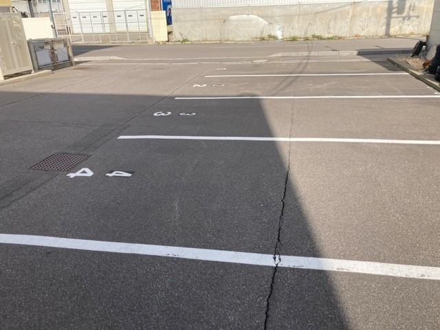 ＫＩＮＡＭＩ(17661)の外観・駐車場イメージ1枚目