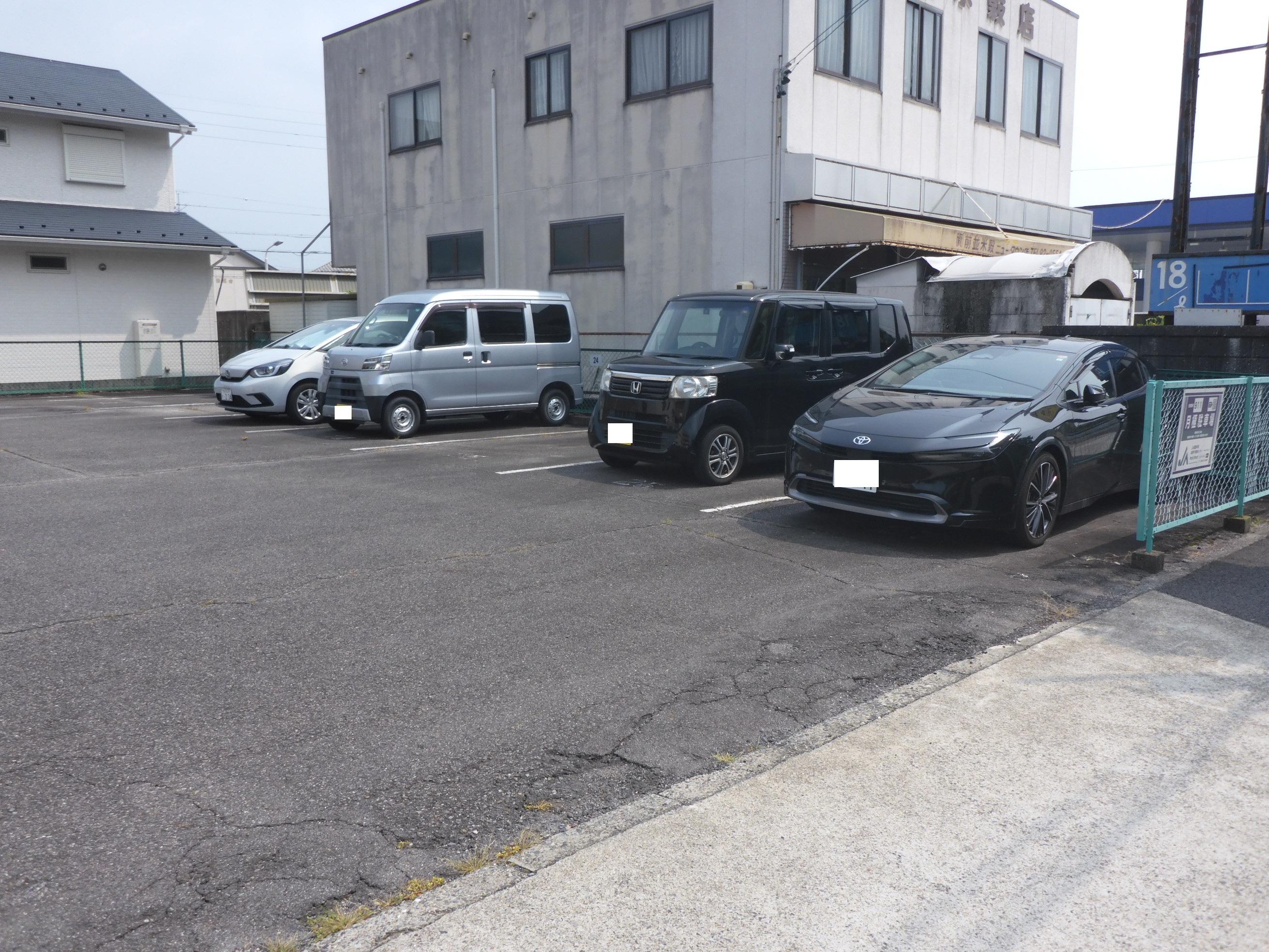 J-911の外観・駐車場イメージ2枚目