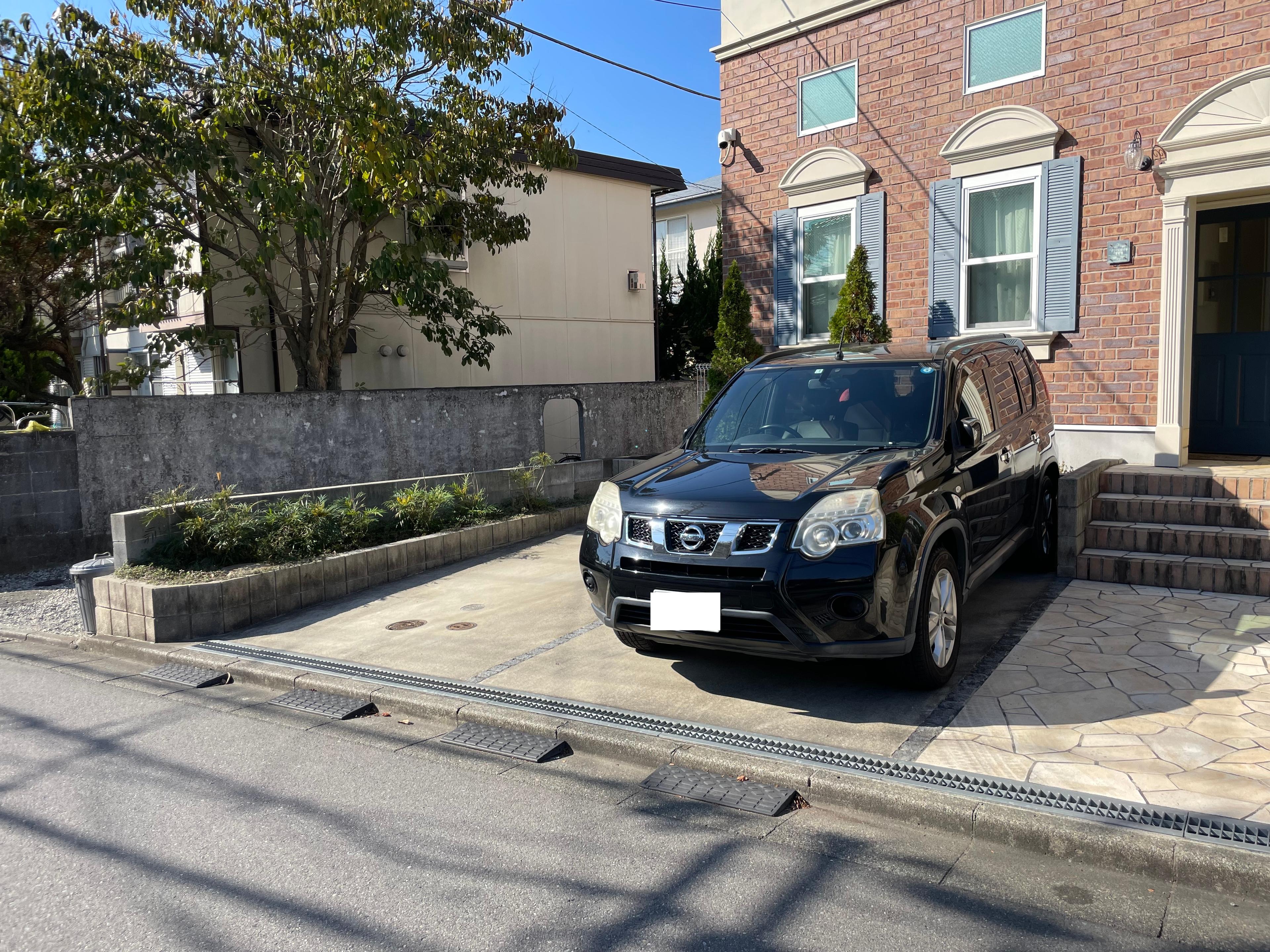 プリマ湘南辻堂壱番館敷地内駐車場の外観・駐車場イメージ2枚目