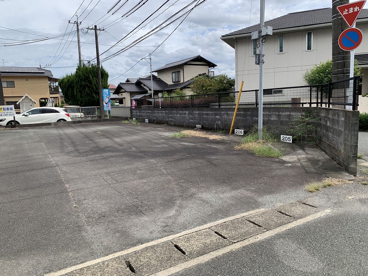 富士コーポ月極駐車場の外観・駐車場イメージ1枚目