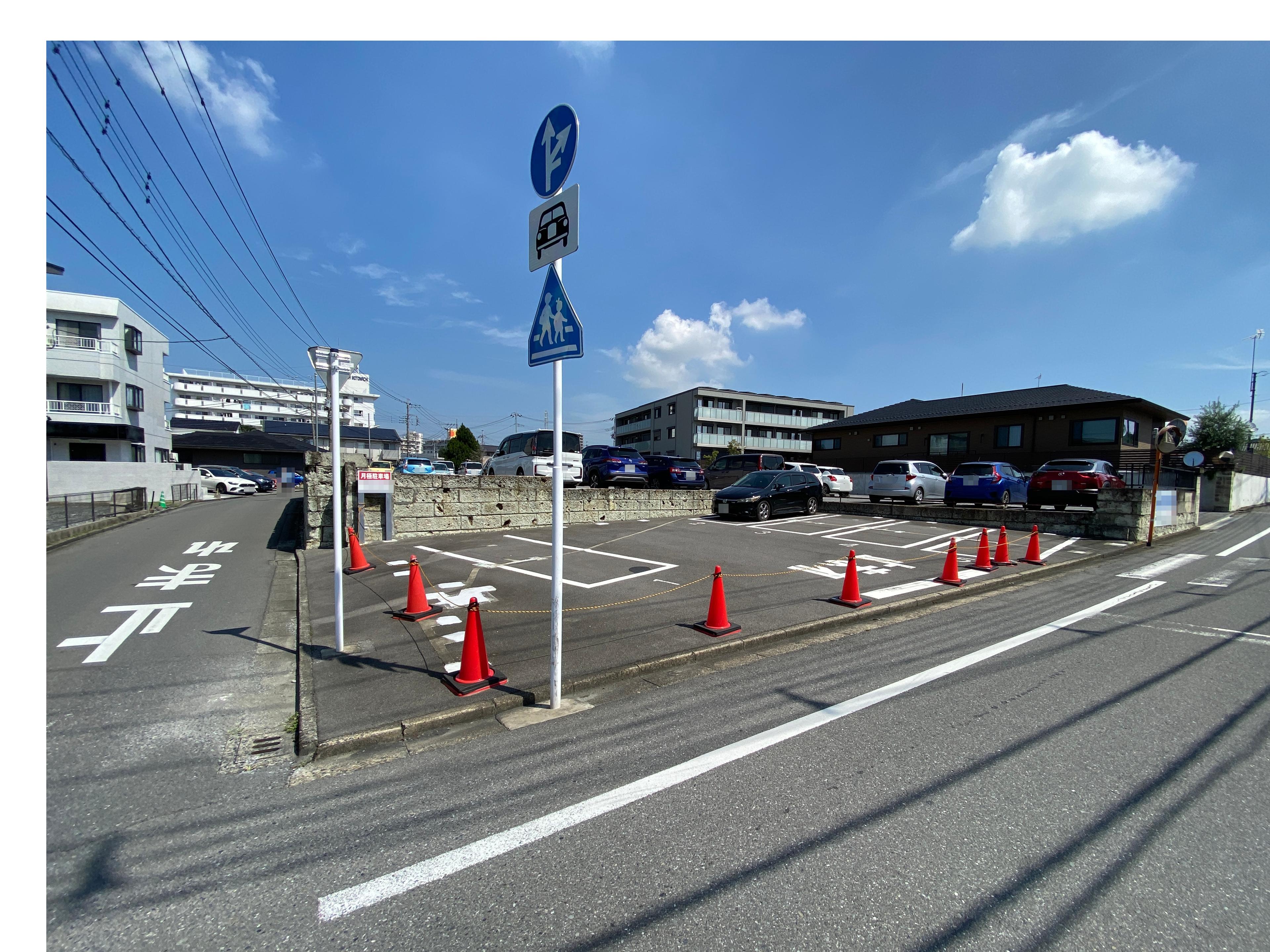 戸祭元町5台パーキングの外観・駐車場イメージ2枚目