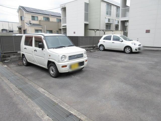 ＤｏｌｃｅＦｉｏｒｉ(16167)の外観・駐車場イメージ1枚目