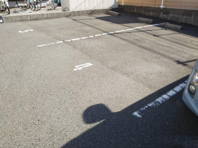 ＰＡＰＰＥＬ(30858)の外観・駐車場イメージ1枚目