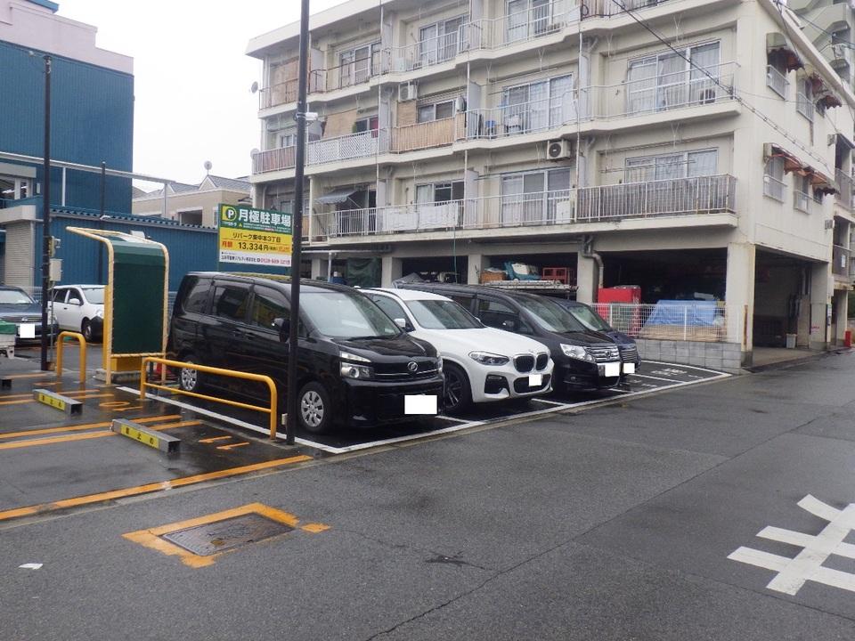 東中本３丁目の外観・駐車場イメージ1枚目